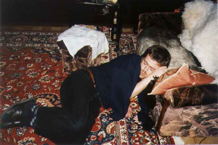 If picture is not shown here, it probably doesnot exist for this quality ... (choose another quality)