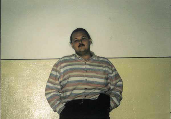 If picture is not shown here, it probably doesnot exist for this quality ... (choose another quality)