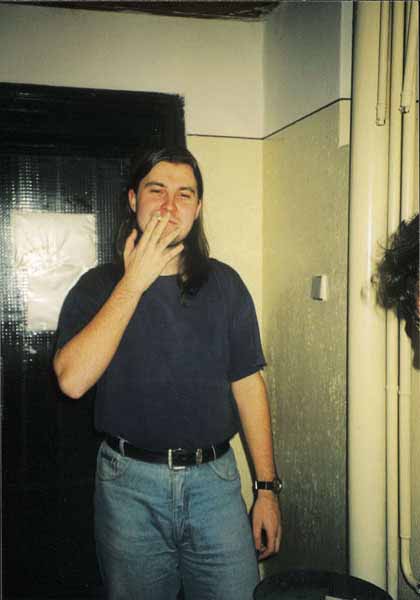 If picture is not shown here, it probably doesnot exist for this quality ... (choose another quality)