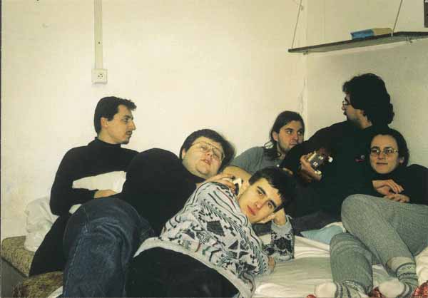 If picture is not shown here, it probably doesnot exist for this quality ... (choose another quality)