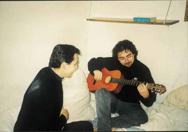 If picture is not shown here, it probably doesnot exist for this quality ... (choose another quality)