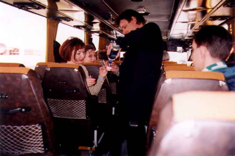 If picture is not shown here, it probably doesnot exist for this quality ... (choose another quality)