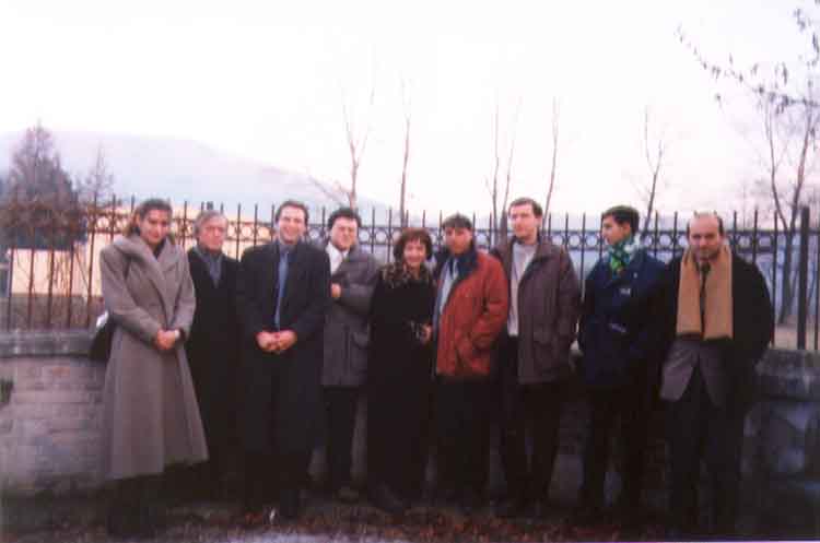 If picture is not shown here, it probably doesnot exist for this quality ... (choose another quality)