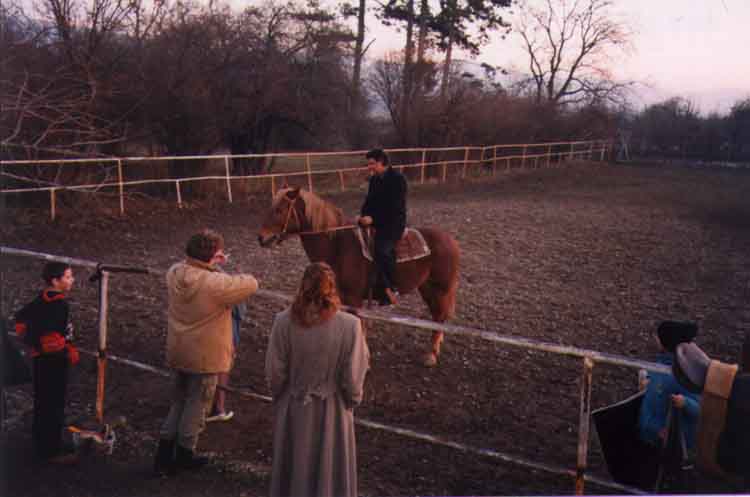 If picture is not shown here, it probably doesnot exist for this quality ... (choose another quality)