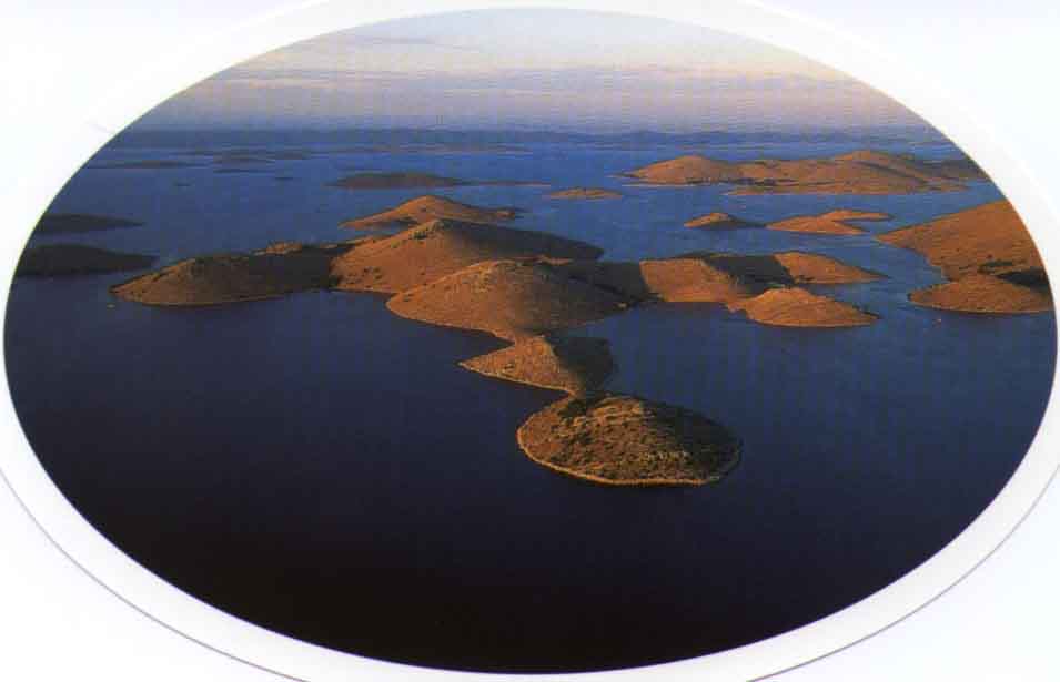 If picture is not shown here, it probably doesnot exist for this quality ... (choose another quality)