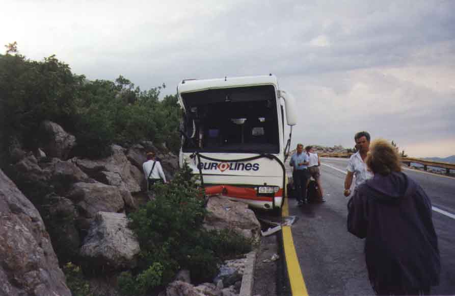 If picture is not shown here, it probably doesnot exist for this quality ... (choose another quality)