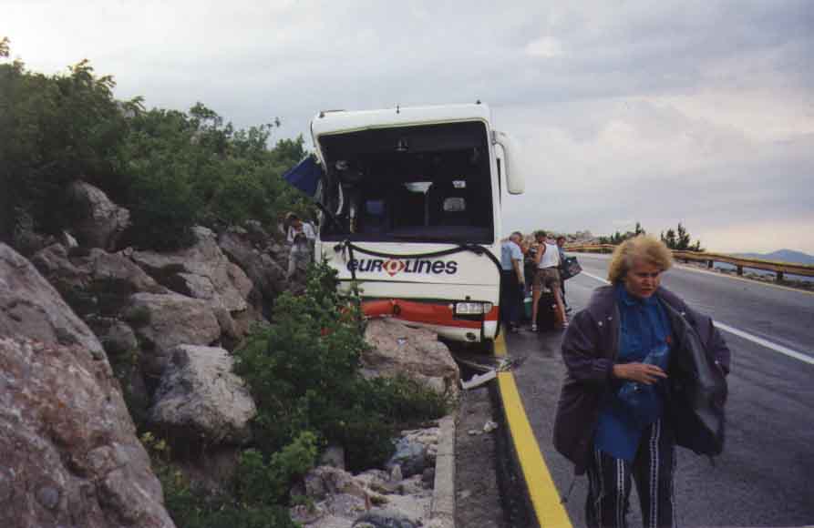 If picture is not shown here, it probably doesnot exist for this quality ... (choose another quality)