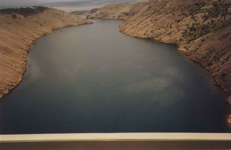 If picture is not shown here, it probably doesnot exist for this quality ... (choose another quality)