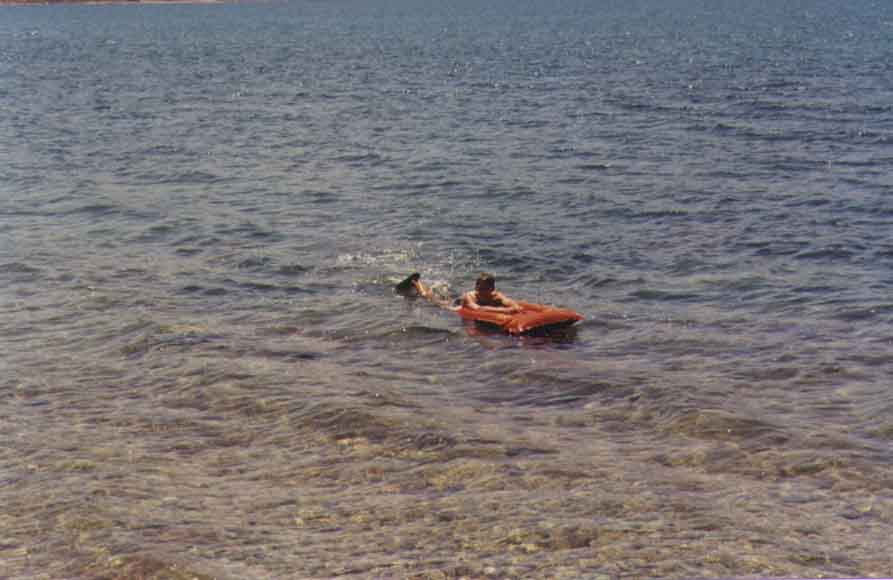 If picture is not shown here, it probably doesnot exist for this quality ... (choose another quality)