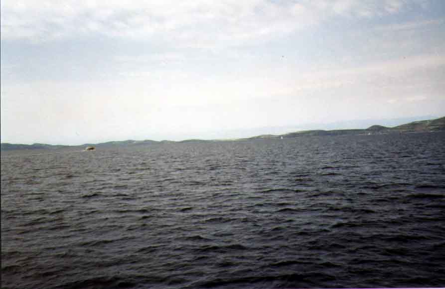 If picture is not shown here, it probably doesnot exist for this quality ... (choose another quality)