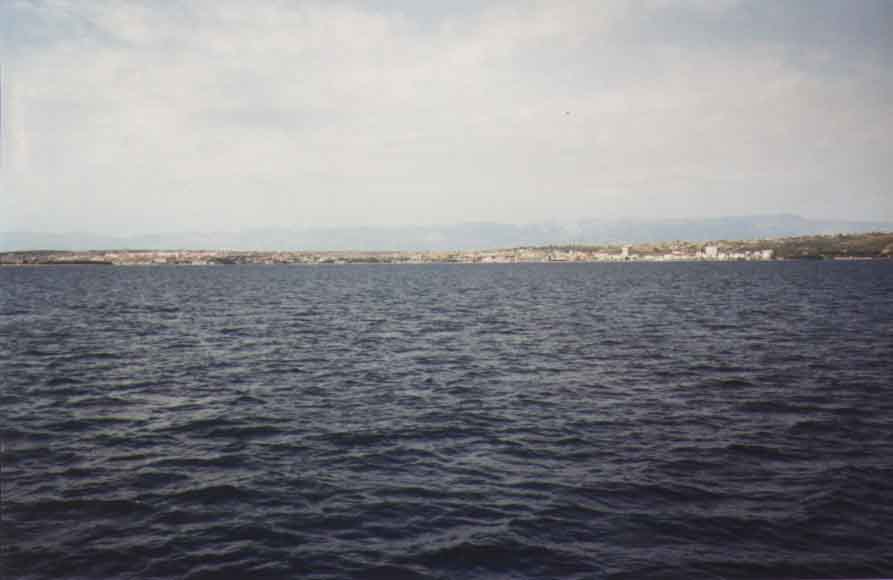 If picture is not shown here, it probably doesnot exist for this quality ... (choose another quality)