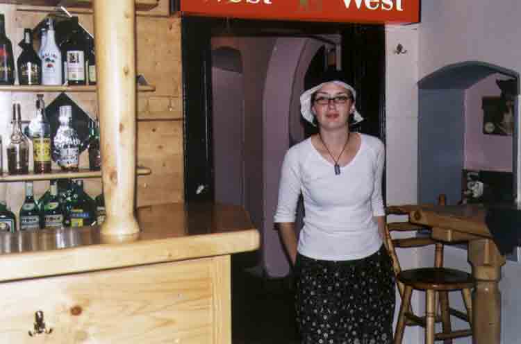 If picture is not shown here, it probably doesnot exist for this quality ... (choose another quality)