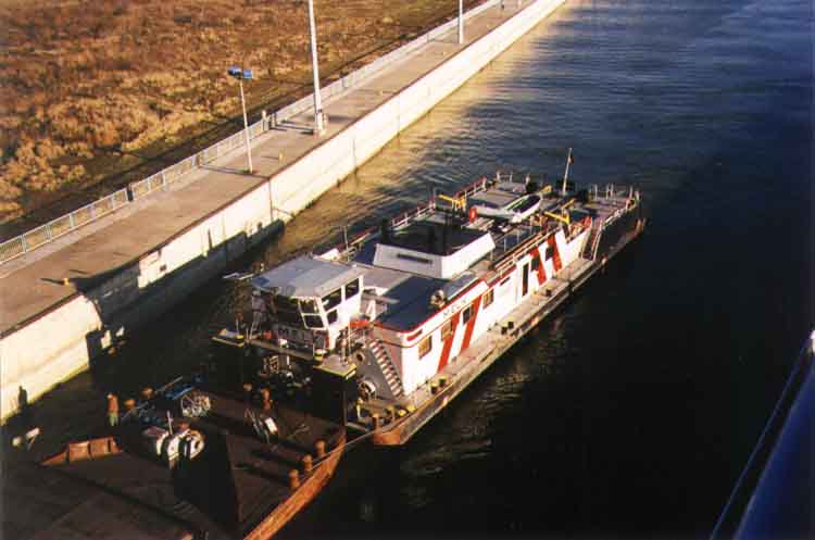 If picture is not shown here, it probably doesnot exist for this quality ... (choose another quality)