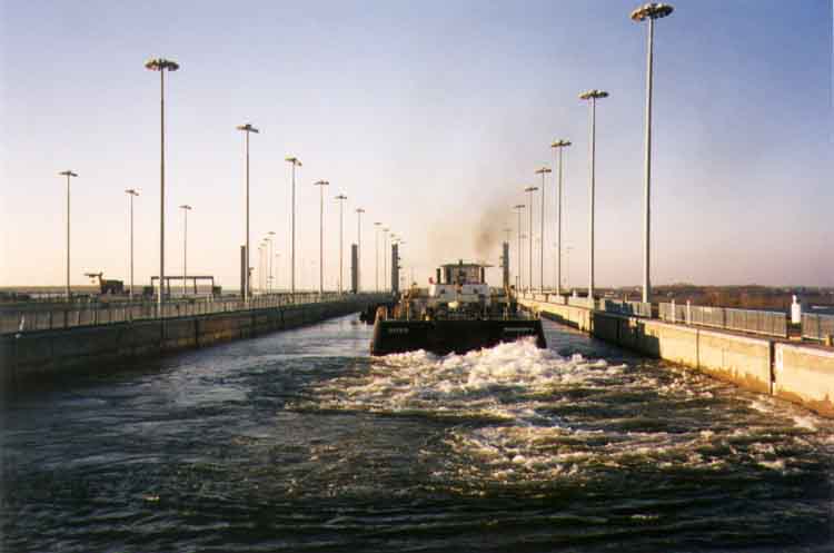 If picture is not shown here, it probably doesnot exist for this quality ... (choose another quality)