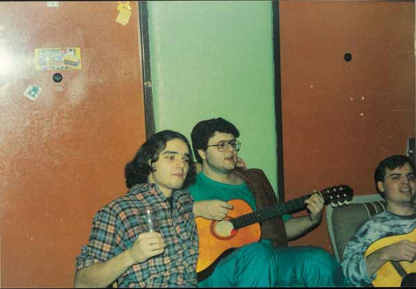 If picture is not shown here, it probably doesnot exist for this quality ... (choose another quality)