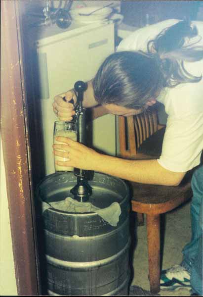 If picture is not shown here, it probably doesnot exist for this quality ... (choose another quality)