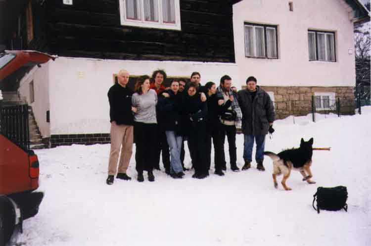 If picture is not shown here, it probably doesnot exist for this quality ... (choose another quality)