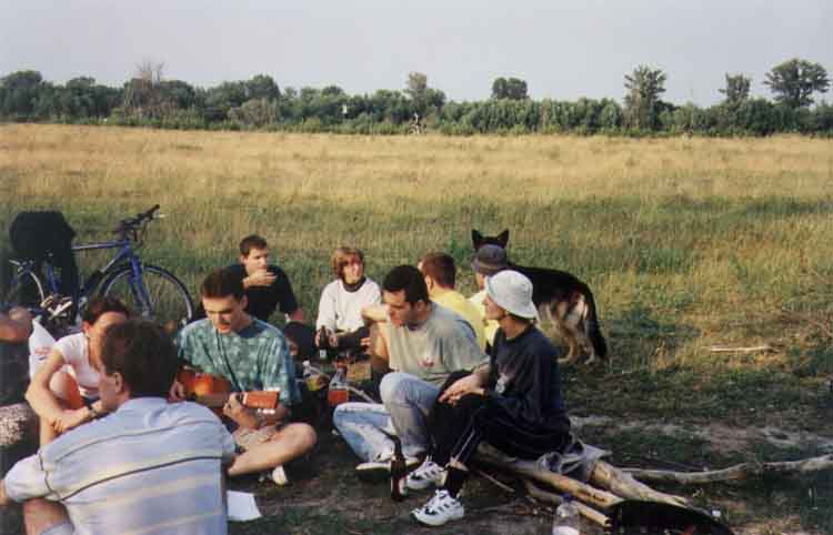 If picture is not shown here, it probably doesnot exist for this quality ... (choose another quality)