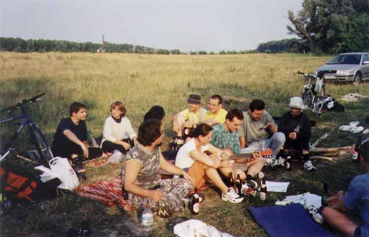 If picture is not shown here, it probably doesnot exist for this quality ... (choose another quality)