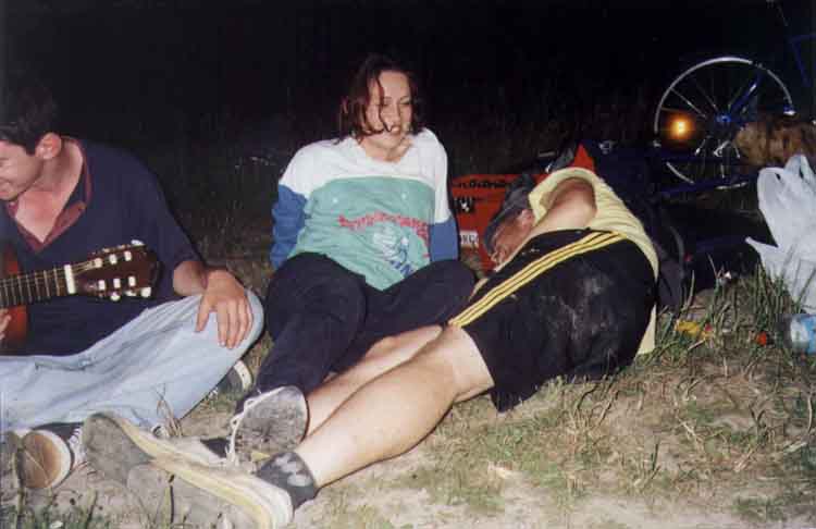 If picture is not shown here, it probably doesnot exist for this quality ... (choose another quality)