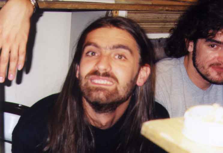 If picture is not shown here, it probably doesnot exist for this quality ... (choose another quality)