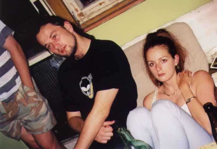 If picture is not shown here, it probably doesnot exist for this quality ... (choose another quality)