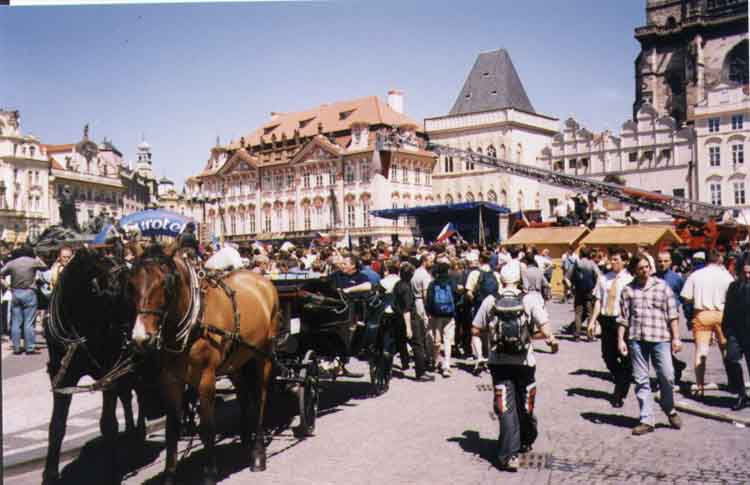 If picture is not shown here, it probably doesnot exist for this quality ... (choose another quality)