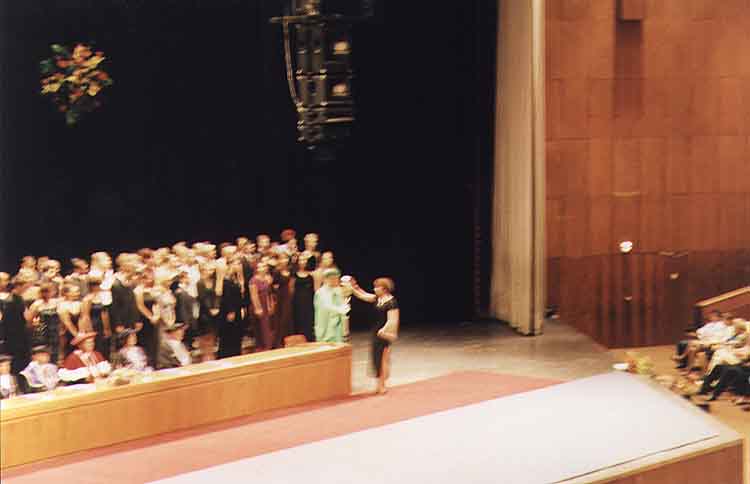 If picture is not shown here, it probably doesnot exist for this quality ... (choose another quality)