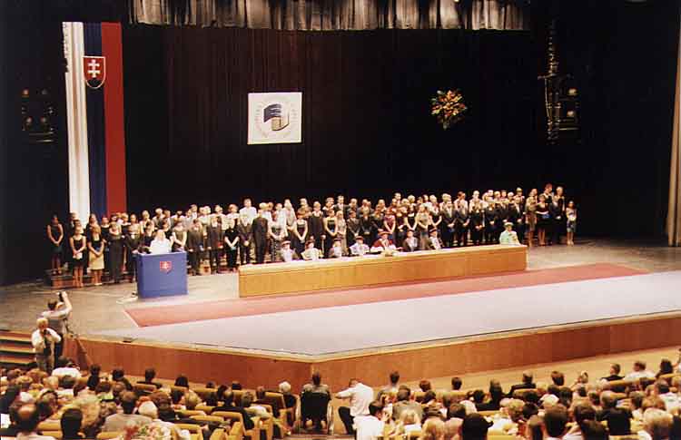 If picture is not shown here, it probably doesnot exist for this quality ... (choose another quality)