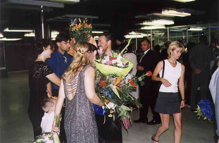 If picture is not shown here, it probably doesnot exist for this quality ... (choose another quality)