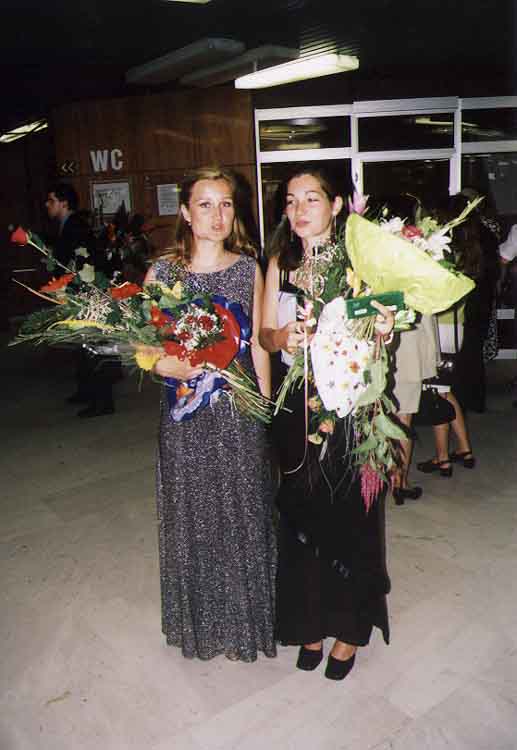 If picture is not shown here, it probably doesnot exist for this quality ... (choose another quality)