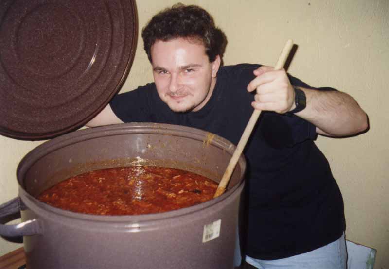 If picture is not shown here, it probably doesnot exist for this quality ... (choose another quality)