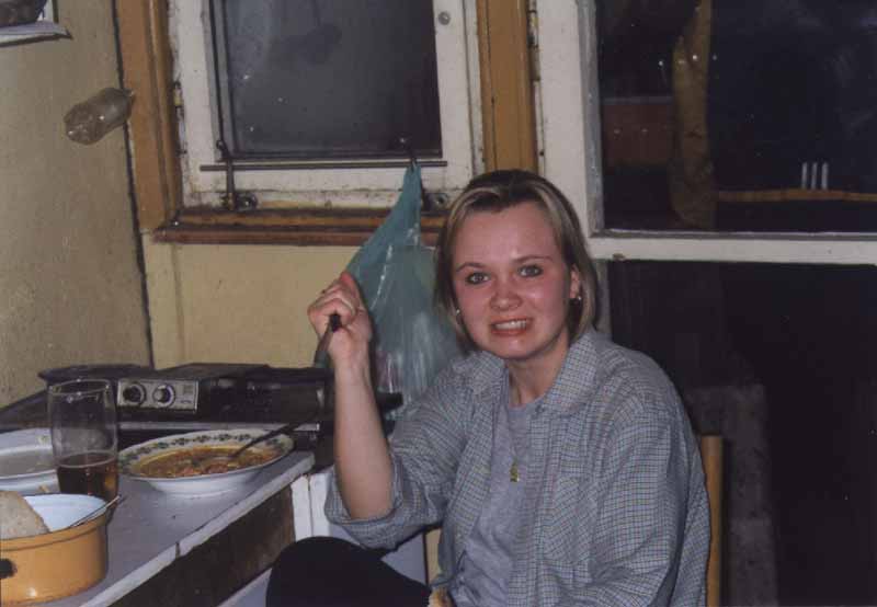 If picture is not shown here, it probably doesnot exist for this quality ... (choose another quality)