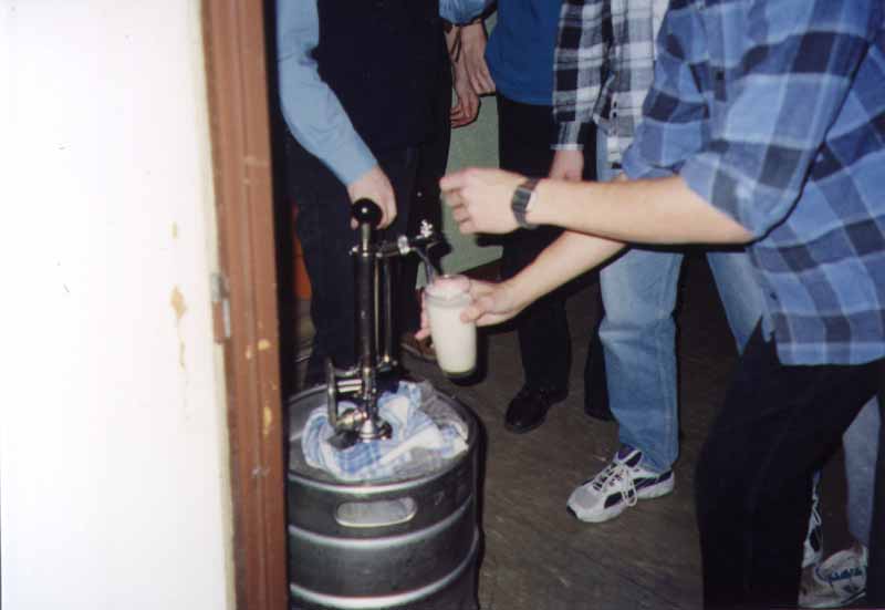 If picture is not shown here, it probably doesnot exist for this quality ... (choose another quality)