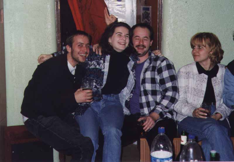 If picture is not shown here, it probably doesnot exist for this quality ... (choose another quality)