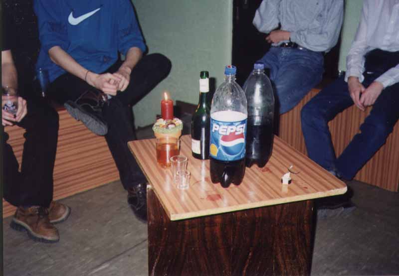 If picture is not shown here, it probably doesnot exist for this quality ... (choose another quality)