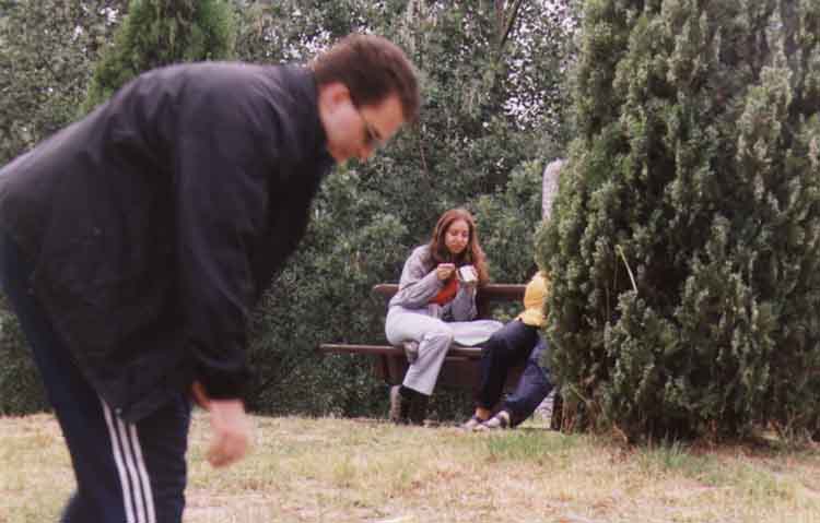 If picture is not shown here, it probably doesnot exist for this quality ... (choose another quality)