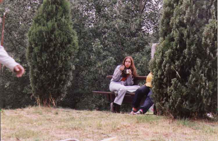 If picture is not shown here, it probably doesnot exist for this quality ... (choose another quality)