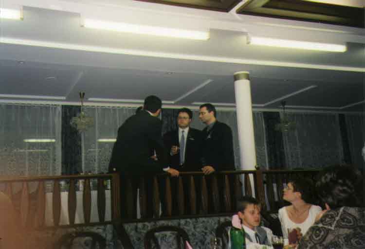 If picture is not shown here, it probably doesnot exist for this quality ... (choose another quality)