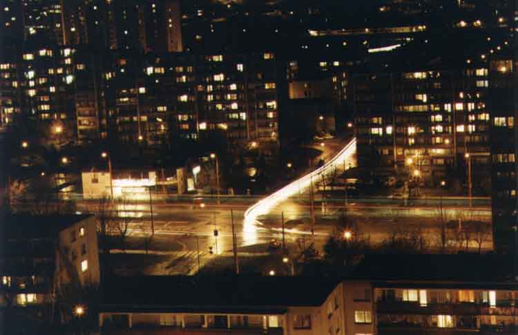 If picture is not shown here, it probably doesnot exist for this quality ... (choose another quality)