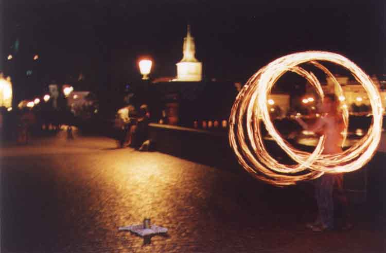 If picture is not shown here, it probably doesnot exist for this quality ... (choose another quality)