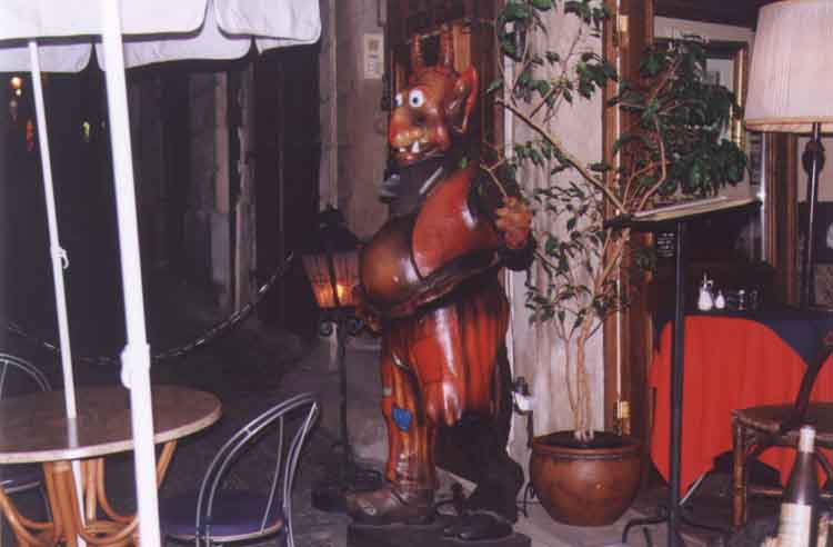 If picture is not shown here, it probably doesnot exist for this quality ... (choose another quality)