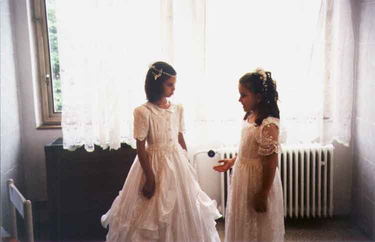 If picture is not shown here, it probably doesnot exist for this quality ... (choose another quality)