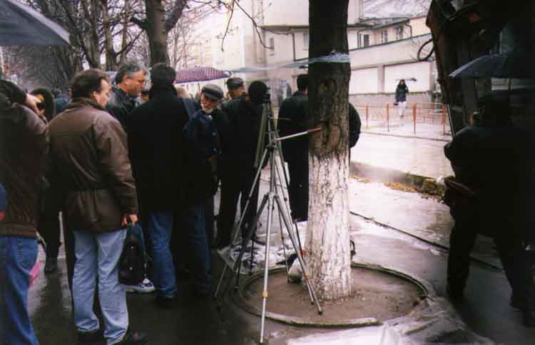 If picture is not shown here, it probably doesnot exist for this quality ... (choose another quality)