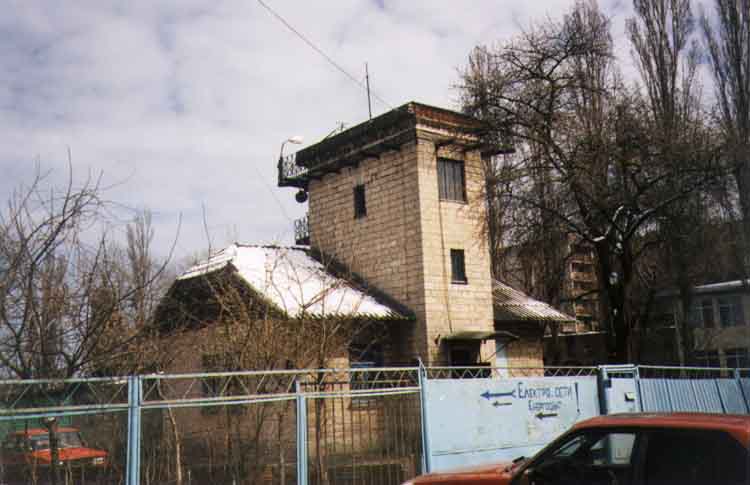 If picture is not shown here, it probably doesnot exist for this quality ... (choose another quality)