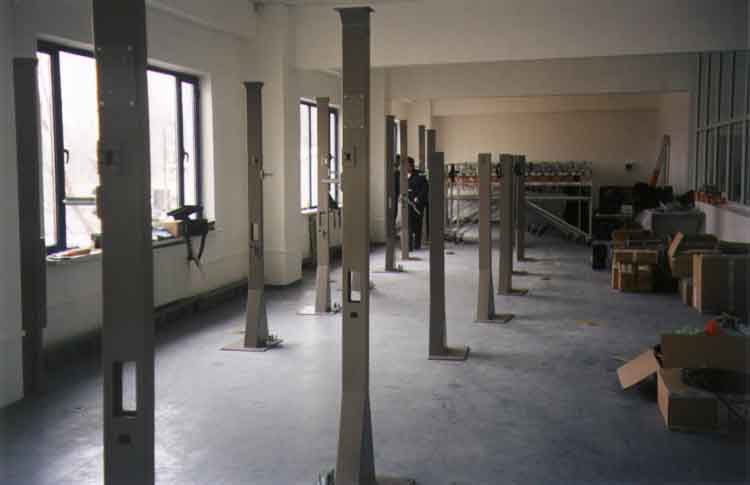 If picture is not shown here, it probably doesnot exist for this quality ... (choose another quality)