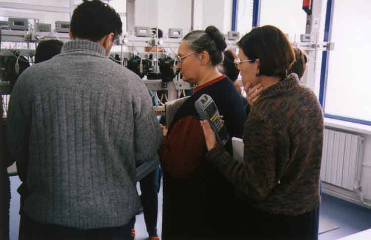 If picture is not shown here, it probably doesnot exist for this quality ... (choose another quality)