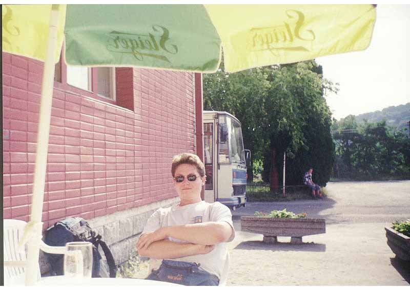 If picture is not shown here, it probably doesnot exist for this quality ... (choose another quality)