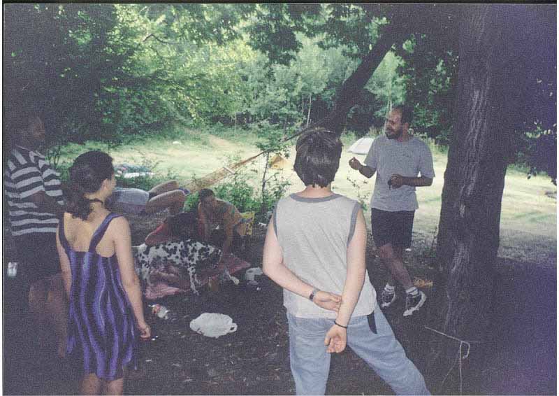 If picture is not shown here, it probably doesnot exist for this quality ... (choose another quality)