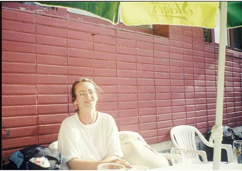 If picture is not shown here, it probably doesnot exist for this quality ... (choose another quality)